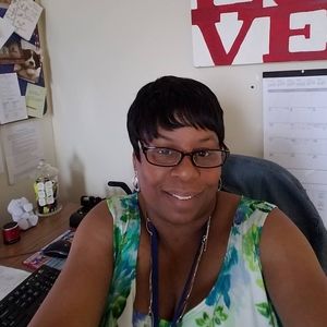 Meet your Posher, Renee